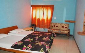 Hotel Yogi Lodge